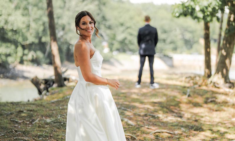 First Look at Diamond's Edge. Photo Credit: Novae Film + Photo