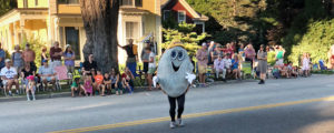 Yarmouth Clam Festival, Photo Credit: wikimedia commons NewTestLeper79