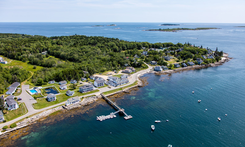 Bluebird Ocean Point Inn. Photo Credit: Greg Burke Bluebird Ocean Point Inn. Photo Credit: Greg Burke