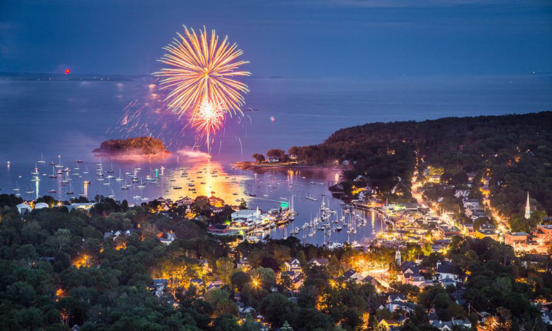 Fourth of July Fireworks, Photo Credit - Benjamin Williamson Photography Fourth of July Fireworks, Photo Credit - Benjamin Williamson Photography