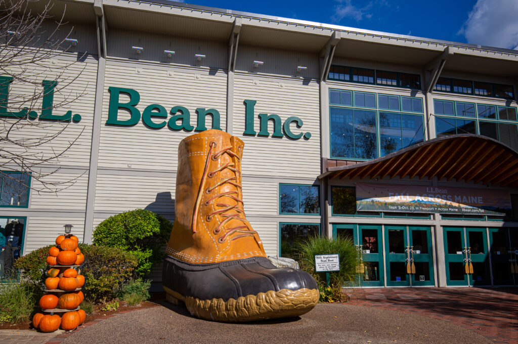 L. L. Bean, Photo Credits: Serena Folding L. L. Bean, Photo Credits: Serena Folding