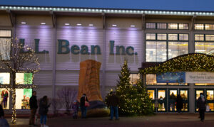 L. L. Bean Northern Lights, Photo Credits: Serena Folding