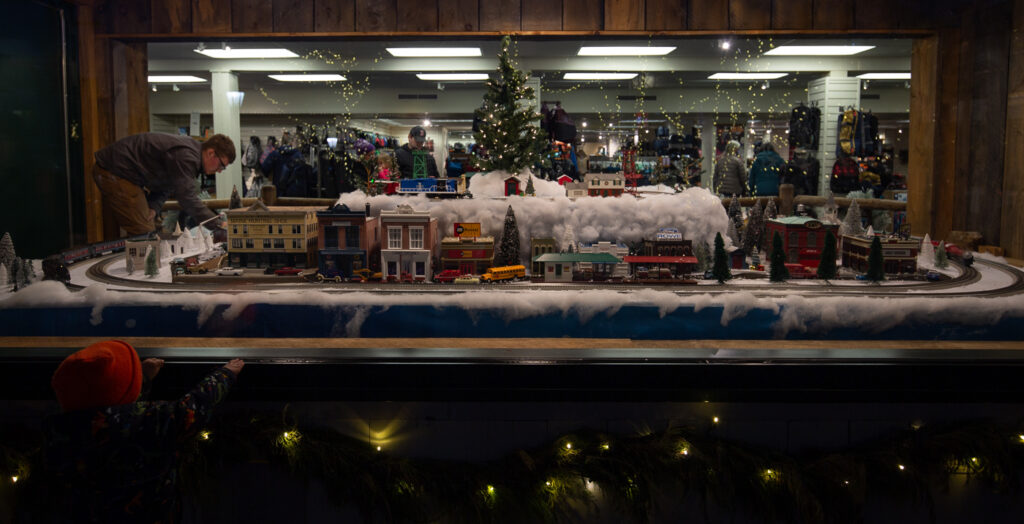 L. L. Bean Northern Lights, Photo Credits: Serena Folding L. L. Bean Northern Lights, Photo Credits: Serena Folding