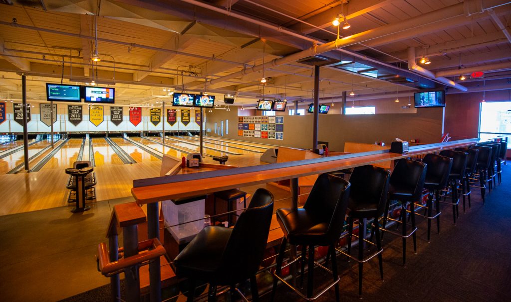 Bayside Bowl Lanes Photo Credits: Serena Folding Bayside Bowl Lanes Photo Credits: Serena Folding