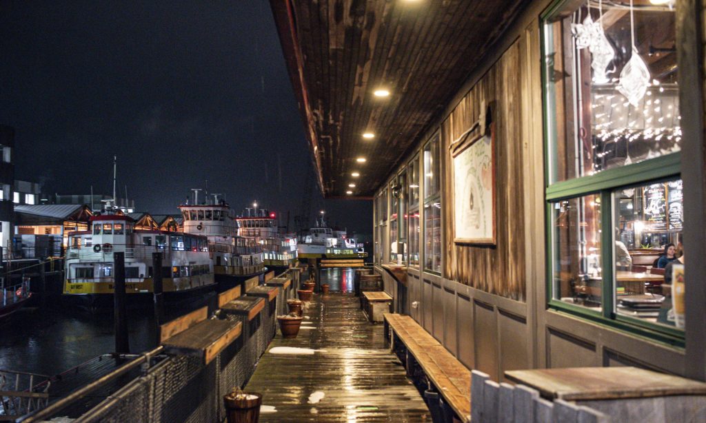 Flatbread Restaurant, Photo Credits: Capshore Photography Flatbread Restaurant, Photo Credits: Capshore Photography