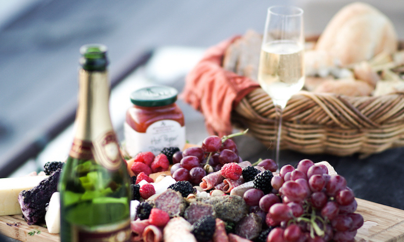 Catering All Inclusive Drinks Charcuterie. Photo Credit: Casco Bay Custom Charters
