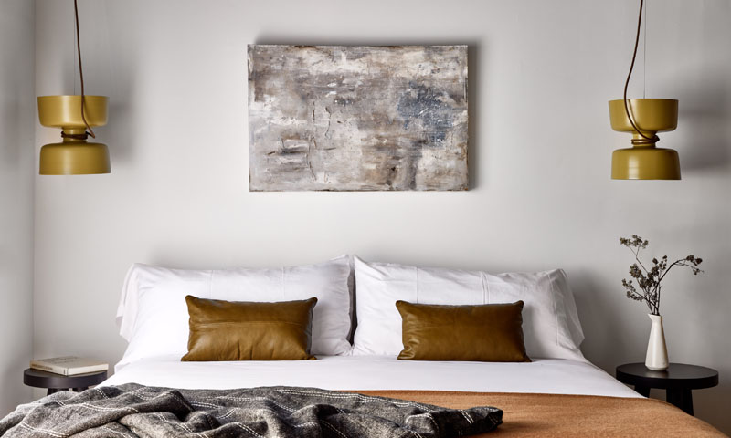 Guestroom at AWOL Kennebunkport. Photo Credit: Read Mckendree