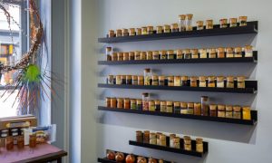 SKORDO spice rack, Photo Credits: Serena Folding