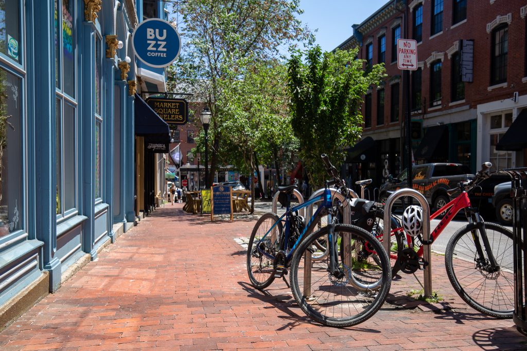 Bikes Downtown Portland, Photo Credits, Serena Folding Bikes Downtown Portland, Photo Credits, Serena Folding