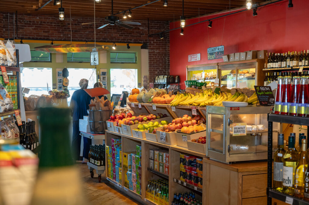 Rosemont Market & Bakery. Photo Credit: Kelsey Kobik Photography
