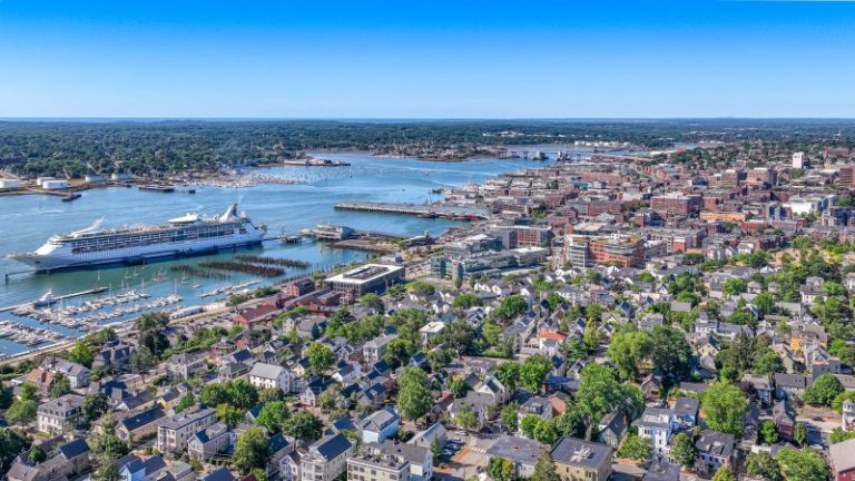 Portland Skyline and waterfront, Photo Credits: Peter Morneau Photography Portland Skyline and waterfront, Photo Credits: Peter Morneau Photography