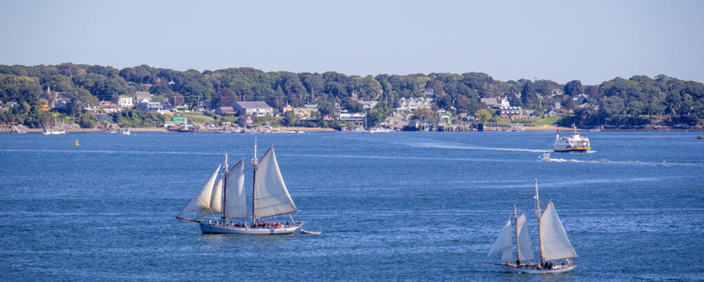 Sailboats on a sunny day, Photo Credits: Serena Folding Sailboats on a sunny day, Photo Credits: Serena Folding