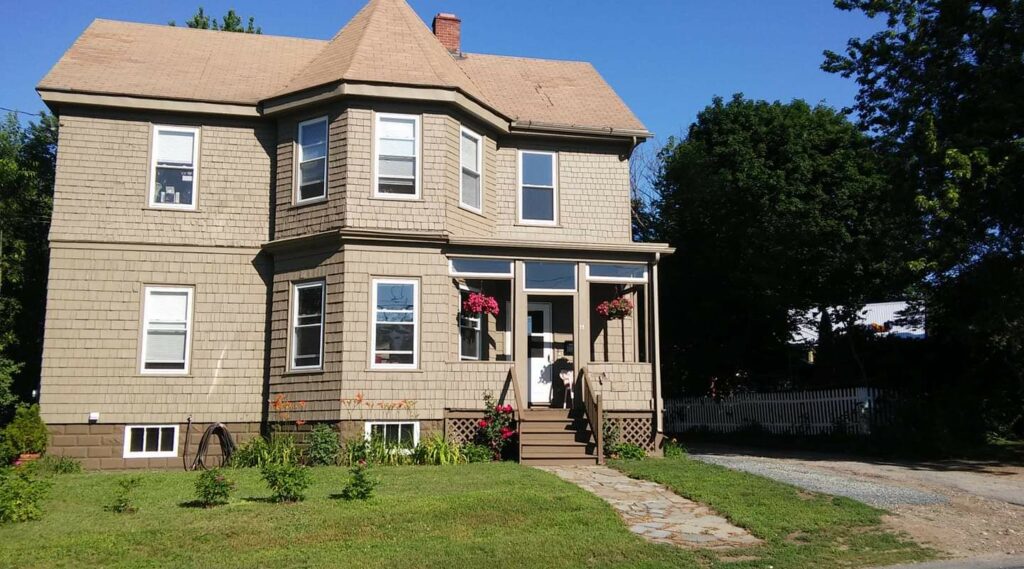 Whitehall Manor Exterior. Photo Provided by Richard Leeman