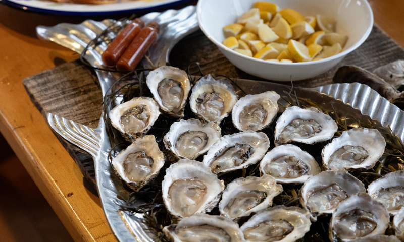 Oysters and Apps; Photo Credit: Maine Oyster Company