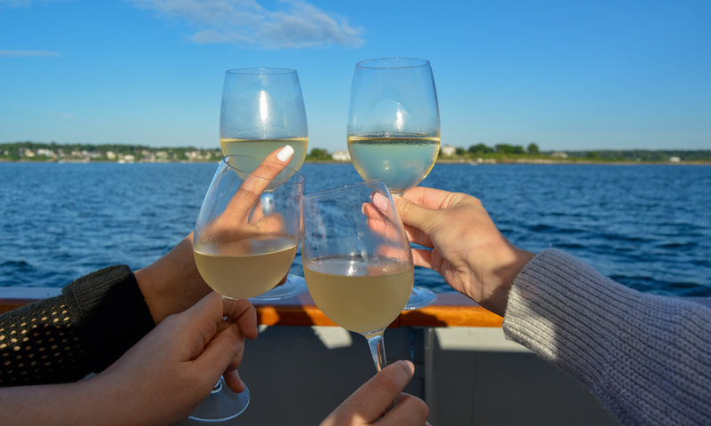 Wine Wise Wine Sail; Photo Credit: Lauren Peters at Visit Portland Wine Wise Wine Sail; Photo Credit: Lauren Peters at Visit Portland