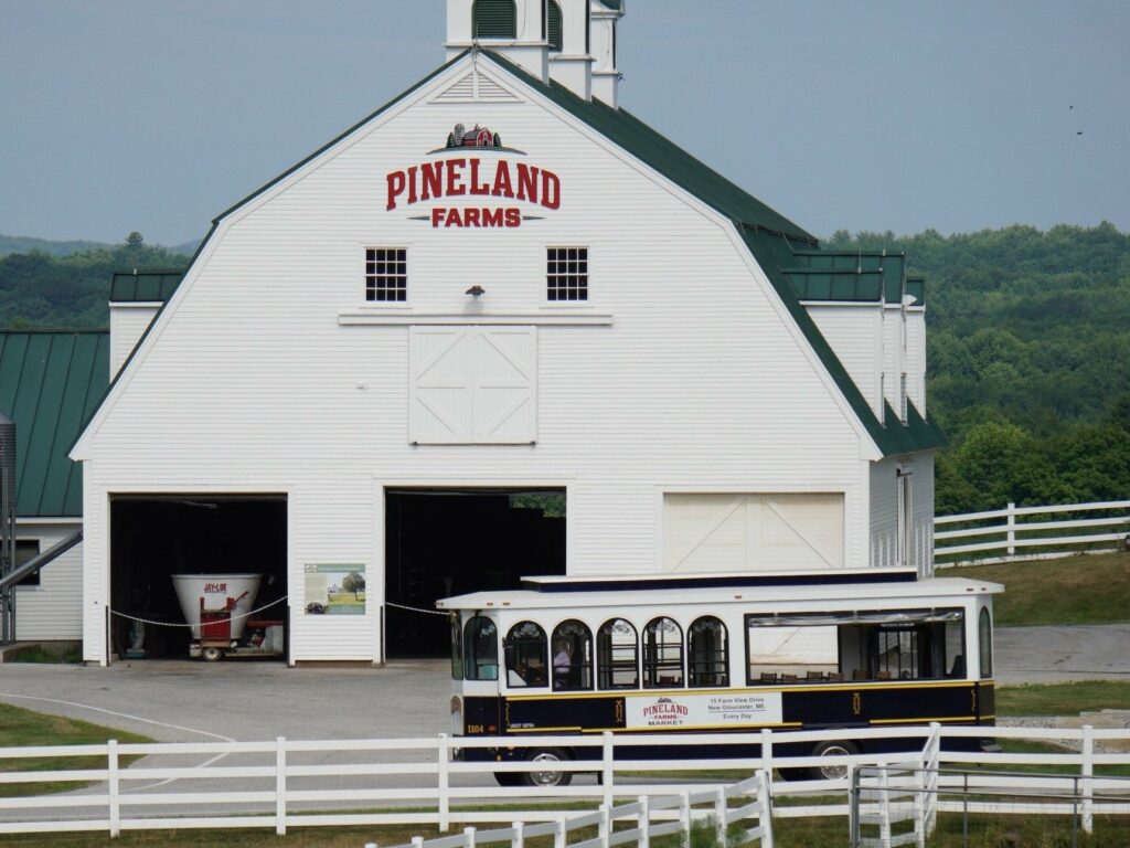 Pineland Farms Trolley Tours - Photo Courtesy of Pineland Farms